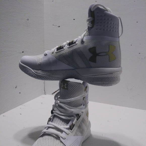 Under Armour Shoes - Under armour highlight volleyball hightop size 7.5